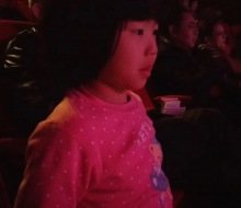 This little girl was moved by Carlo Aspri's performance at the "Sky Theater" in Shanghai, China, being the male leading role of the drama concert "City Of Stars".