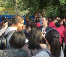 Carlo Aspri interviewed by all the medias after his amazing performance of the famous Chinese song "The Waves Of Gulangyu" at an exclusive Buddhist Temple in Xiamen city, Fujian, China. Over 5,000 spectators and medias all attended to see Carlo's performance.
