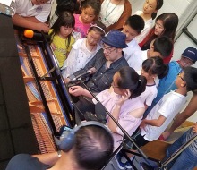 In August 2018, Carlo was invited by the “Burlington Royal Arts Academy” to conduct a Masterclass for a large group of musicians and students, to judge the students, and to deliver their assessment certificates, as well as to give performances at “The Burlington Performing Arts Centre”. The school also invited Carlo to participate at the “Burlington Royal Arts Festival” and to perform there as well. The “Burlington Royal Arts Academy”, located in Ontario, Canada, is a private secondary school offering provincial academic curriculum, with a focus on an extensive Arts program designed for Grades 9 to 12;